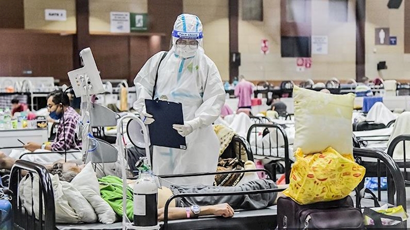 Iranpress: Malaysia reports 6,355 new COVID-19 infections, 45 new deaths