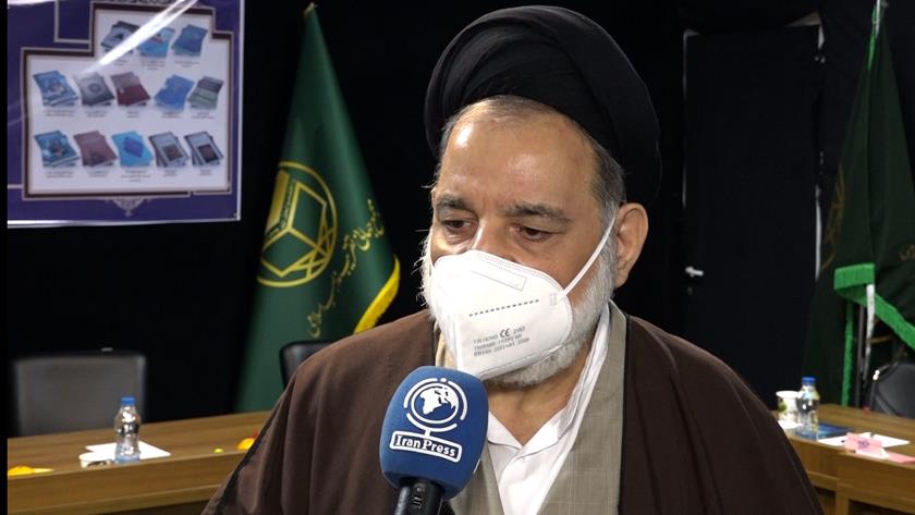 Iranpress: WFPIST unveils nine translated books on Islamic thought