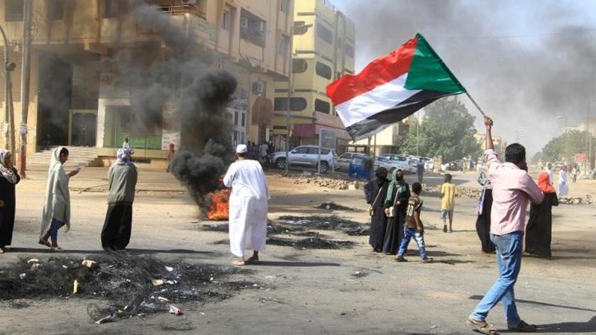 Iranpress: Sudanese people