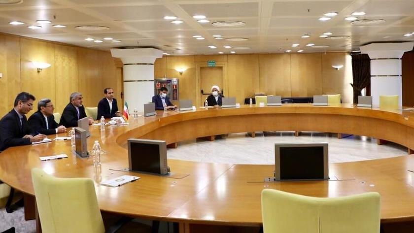 Iranpress: Iran