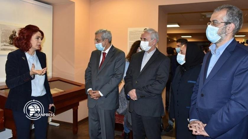 Iranpress: Iranian art exhibition held in Yerevan