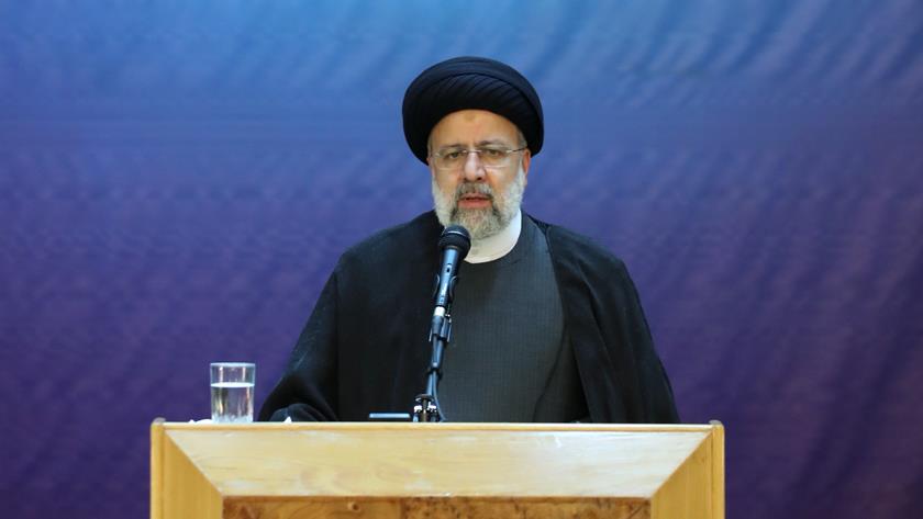 Iranpress: Pres. Raisi stresses utilization of Iran-Turkmenistan energy capacities