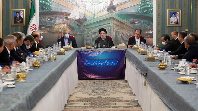 Iranpress: Gas deal with Turkmenistan will definitely be revived: Pres. Raisi 
