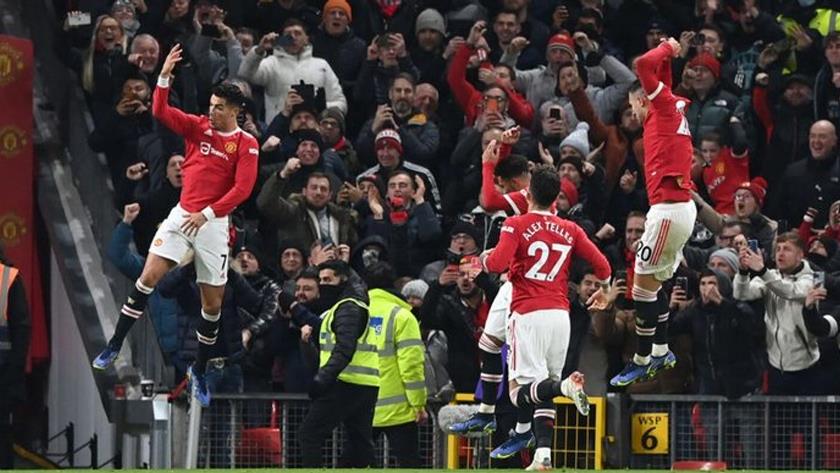 Iranpress: Ronaldo nets twice, surpasses 800 goals in Red Devils win
