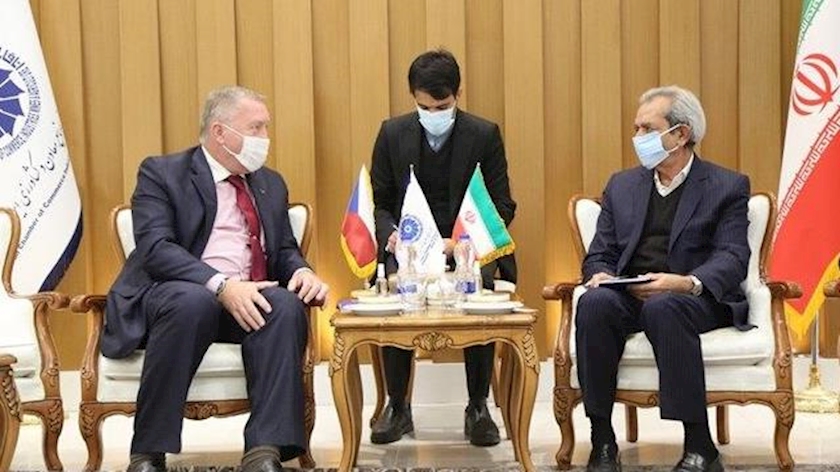 Iranpress: Iran, Czech Republic ready for cooperation in rail transportation