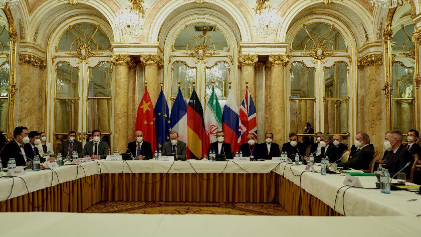 Iranpress: E3 working on third Iran
