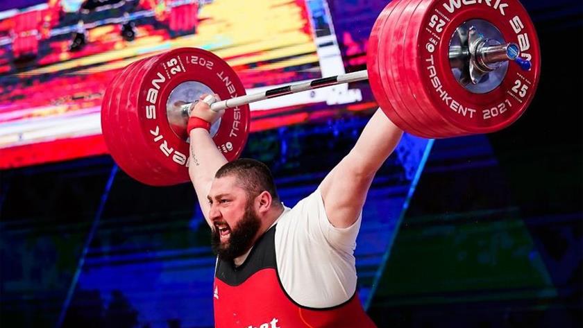 Iranpress: Talakhadze sets another world record