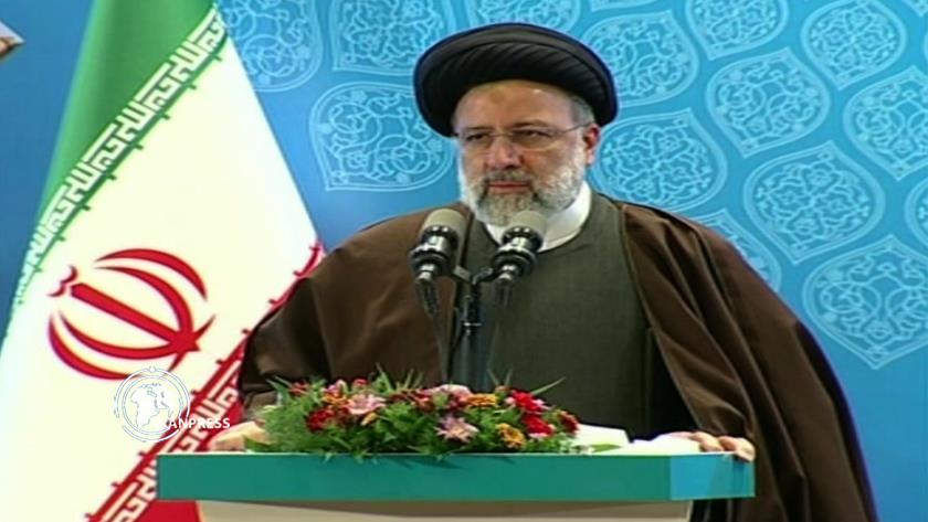 Iranpress: Yazd can be a hub for solar energy production