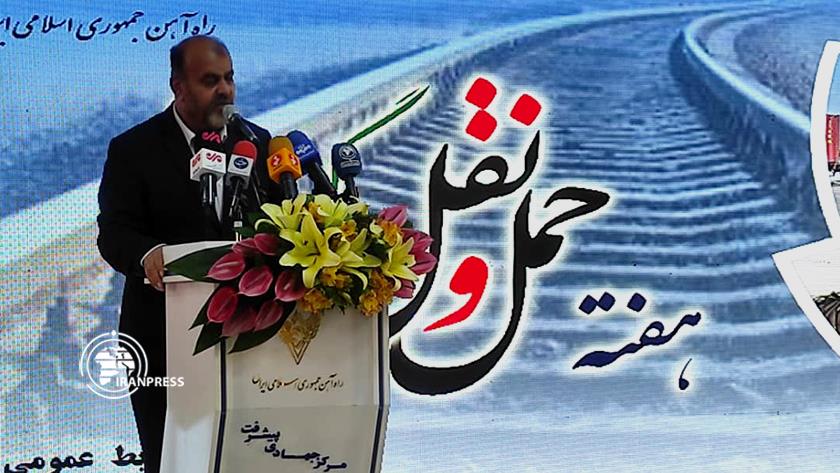 Iranpress: 526 locally produced railway fleets, put into operation