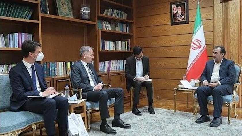 Iranpress: Iran has never left negotiation table: Vice president