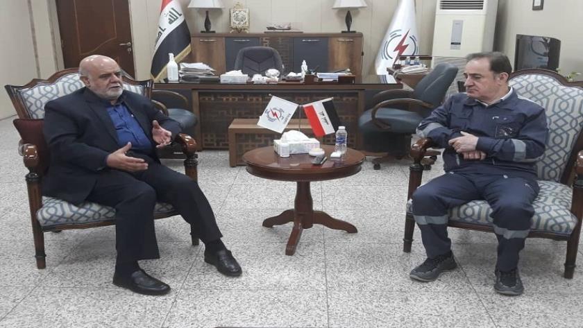 Iranpress: Iran, Iraq confer on boosting bilateral ties in the filed of electricity