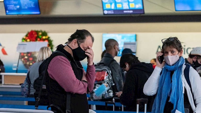 Iranpress: Omicron grounds 1,000 more US flights over weekend