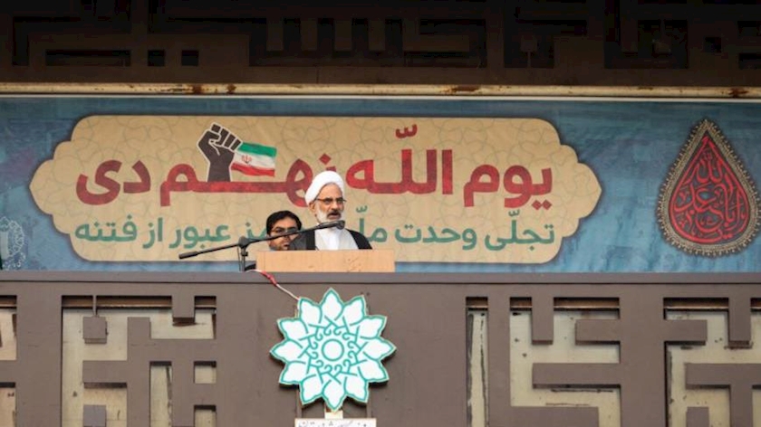 Iranpress: Enemies seek to disappoint people from future: Senior cleric