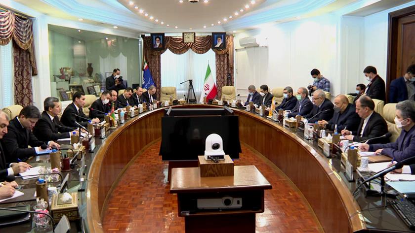 Iranpress: Iran-Turkmenistan to develop cooperation in the field of energy
