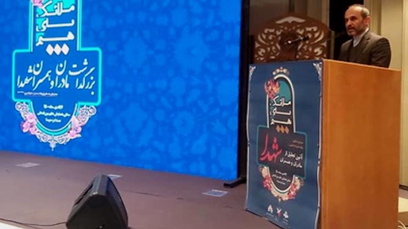 Iranpress: IRIB chief urges keeping names, memories of martyrs alive
