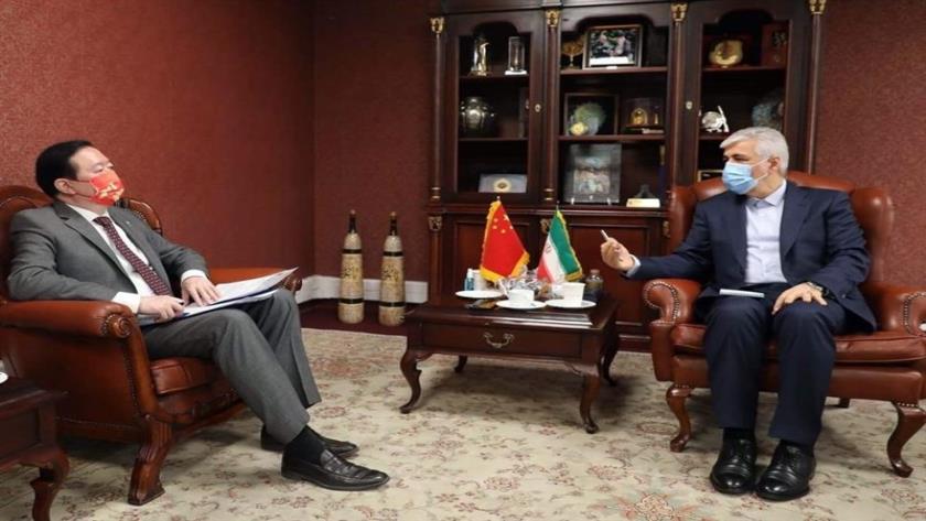 Iranpress: Tehran, Beijing confer on joint cooperation on sports