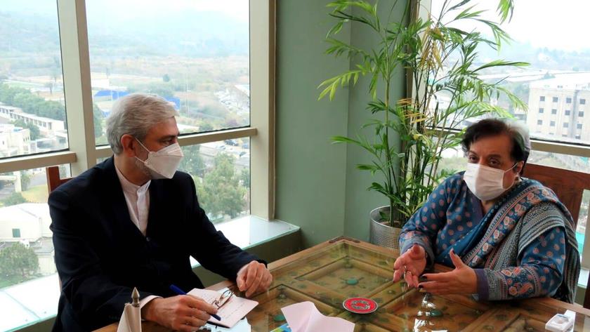 Iranpress: Pakistan, Iran agree on economic, human rights cooperation
