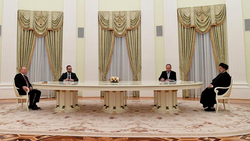 Iranpress: Iran-Russia on track of strategic relations