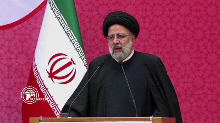 Iranpress: Raisi calls Fatemeh Zahra as savior of contemporary man