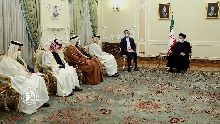 Iranpress: Foreign presence in West Asia increases insecurity, concerns: Iranian Pres. Raisi