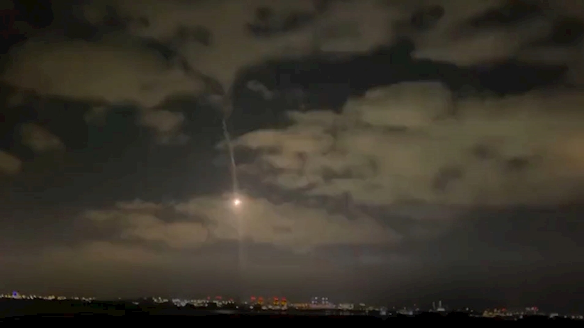 Iranpress: Explosions heard in UAE amid reports of Yemen retaliatory attack