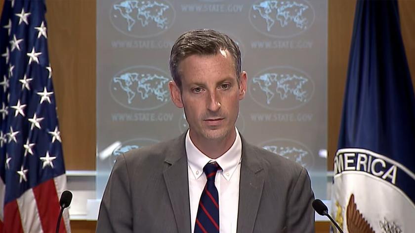 Iranpress: US waives sanctions on Iran