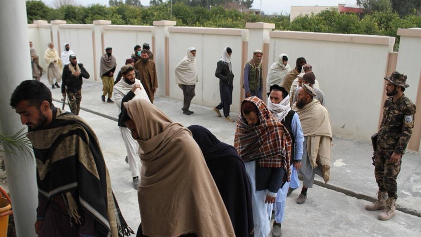 Iranpress: 50 ISIS-affiliated militants surrender in E. Afghanistan: official
