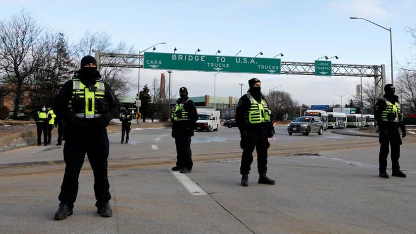 Iranpress: Ambassador Bridge reopens after last protesters removed