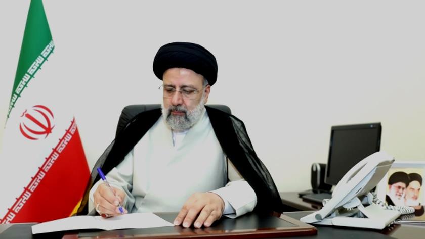 Iranpress: Pres. Raisi felicitates Serbia on National Day