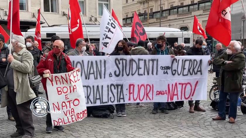 Iranpress: Ukraine crisis; Italians rally against NATO, US in Rome