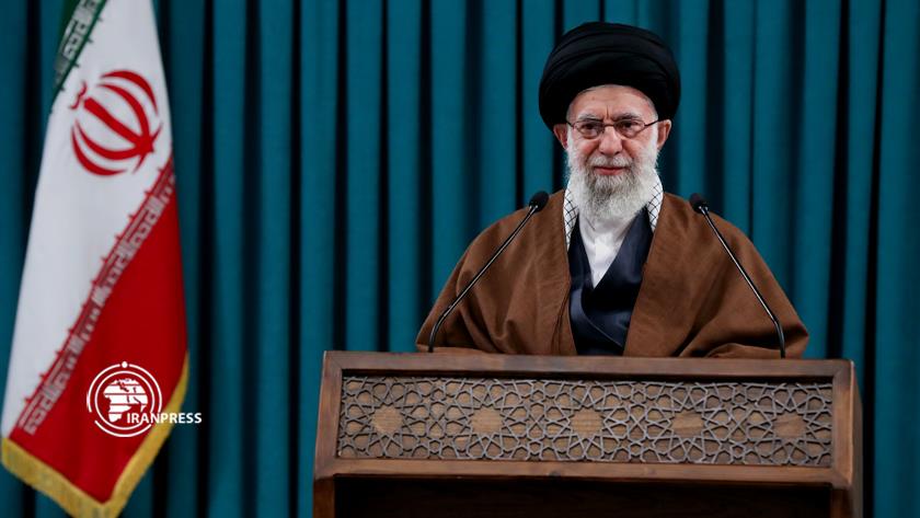 Iranpress: Leader: Westerners support killing Yemenis, but call for end to Ukraine crisis