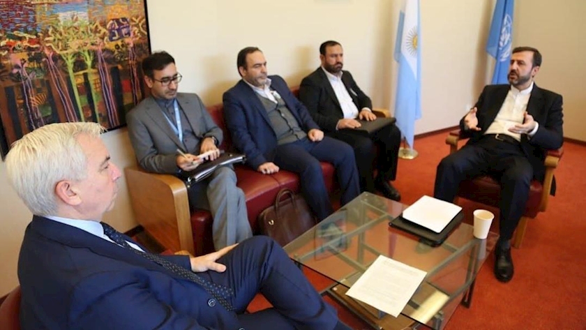 Iranpress: Official stresses enhancement of human rights both inside Iran and overseas