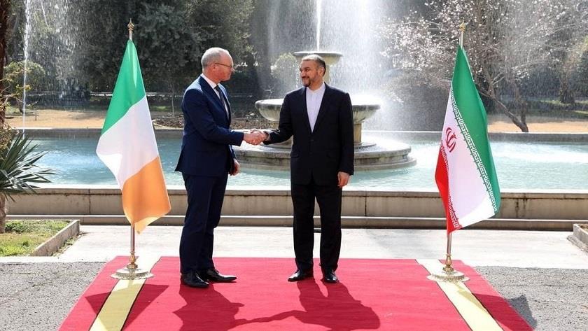 Iranpress: Amir-Abdollahian: War is not solution to crisis in Ukraine