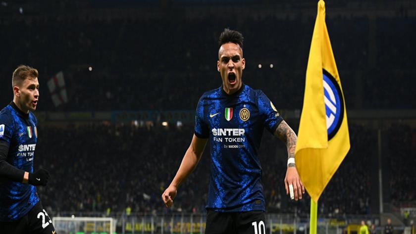 Iranpress: Martinez hat-trick fires Nerazzurri top