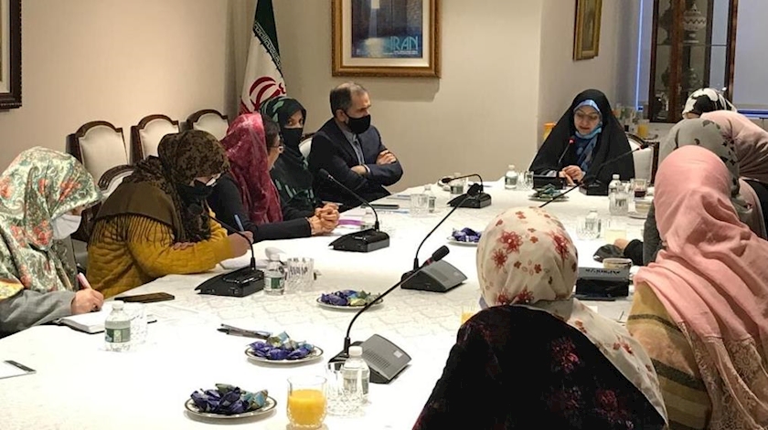 Iranpress: Iran VP meets world officials, discusses women affairs in New York