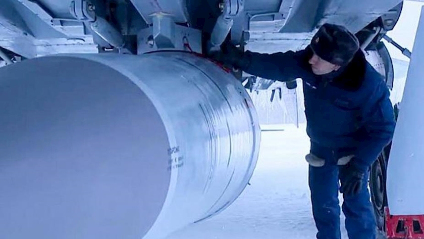 Iranpress: Russia targets Ukraine with hypersonic missiles 