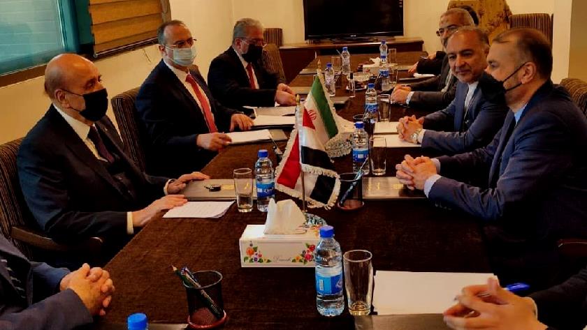 Iranpress: Iranian FM, Syrian president