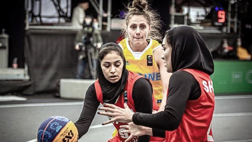 Iranpress: Iranian girls