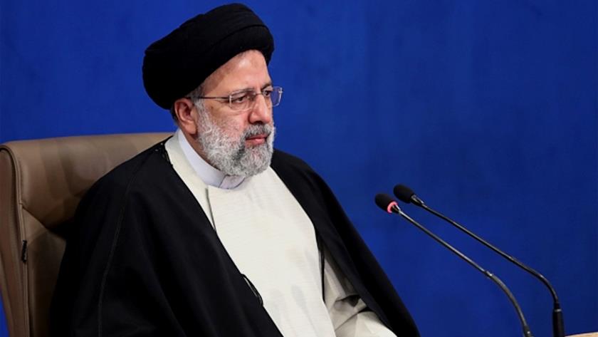 Iranpress: Iranian schools, universities to operate in person from April 3