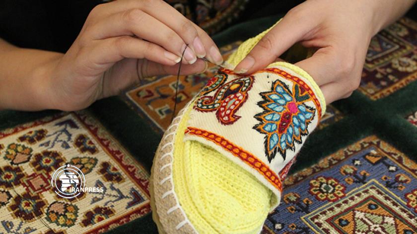 Iranpress: Pateh Doozi; Original Iranian art
