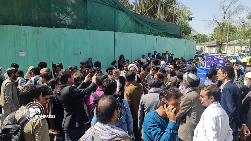 Iranpress: Afghans hold 
