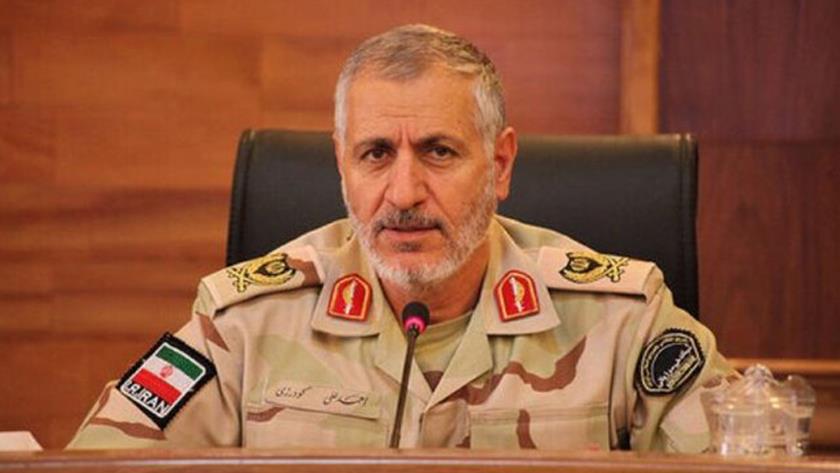 Iranpress: Iranian Police dismantles three arms smuggling gangs