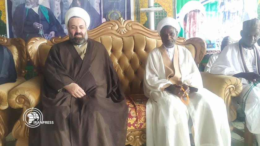 Iranpress: Muslims must join hands to liberate al-Quds: Islamic scholar