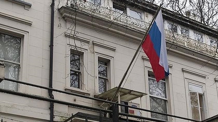 Iranpress: Russian Embassy calls sending of Iranian weapons to country 