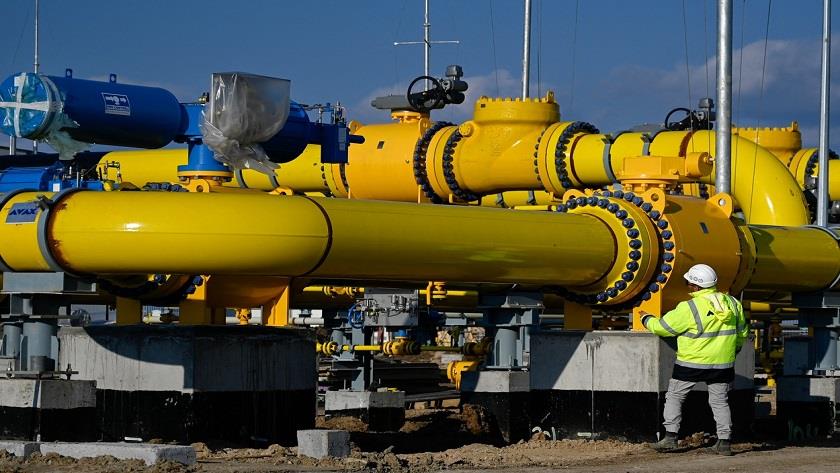Iranpress: Russia suspends gas export to Poland and Bulgaria