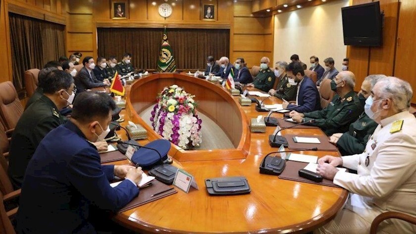 Iranpress: Iran, China favor developing bilateral ties to forge regional security