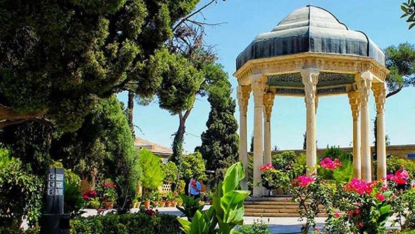 Iranpress: German artist presents Goethe