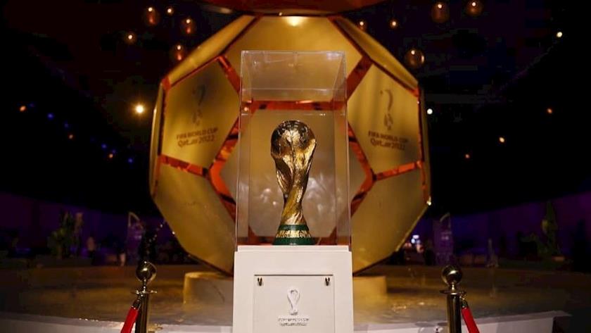 Iranpress: Tehran issues free visas to spectators traveling to Iran during World Cup