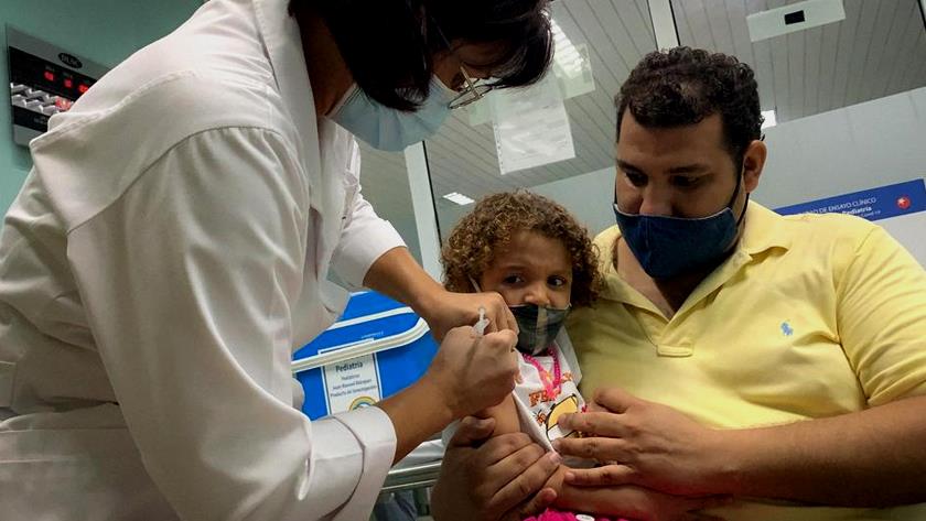 Iranpress: Iran to vaccinate Afghan and Pakistani migrant children for free