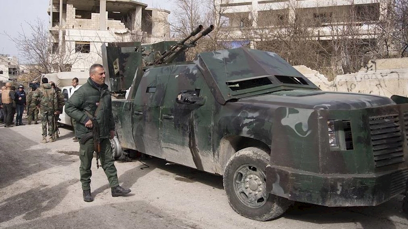 Iranpress: Syrian soldier killed in shelling by terrorists